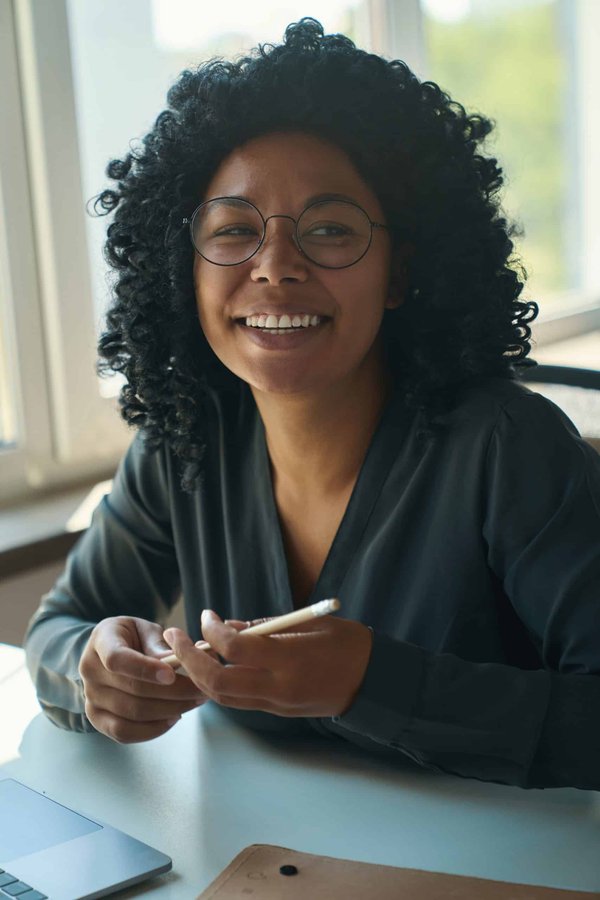 L'alliance entre lunettes de vue et ergonomie : pour un confort visuel optimal