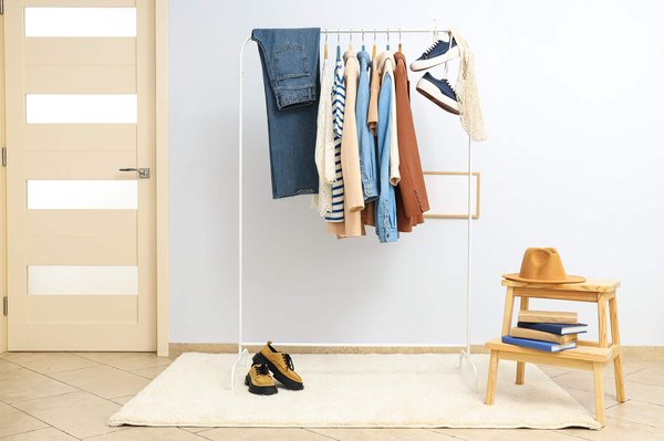 Quels sont les avantages d’acheter un portant vêtement dans sa chambre ?