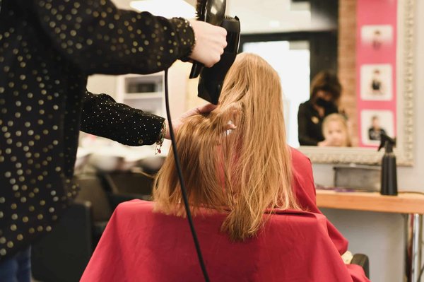 En quoi consiste le métier de coiffeur à Levallois-Perret  ?