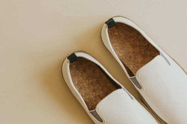 L'été requiert l’espadrille homme
